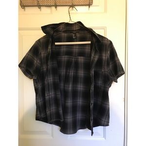 Forever 21 Black Plaid Crop Top (Size Large)